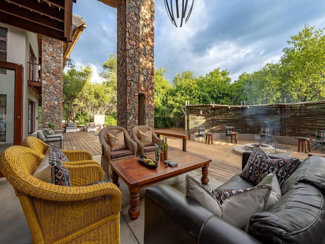 Ekhaya Bush Lodge Hoedspruit Exterior photo